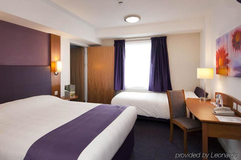 Premier Inn Durham City Centre Exterior foto